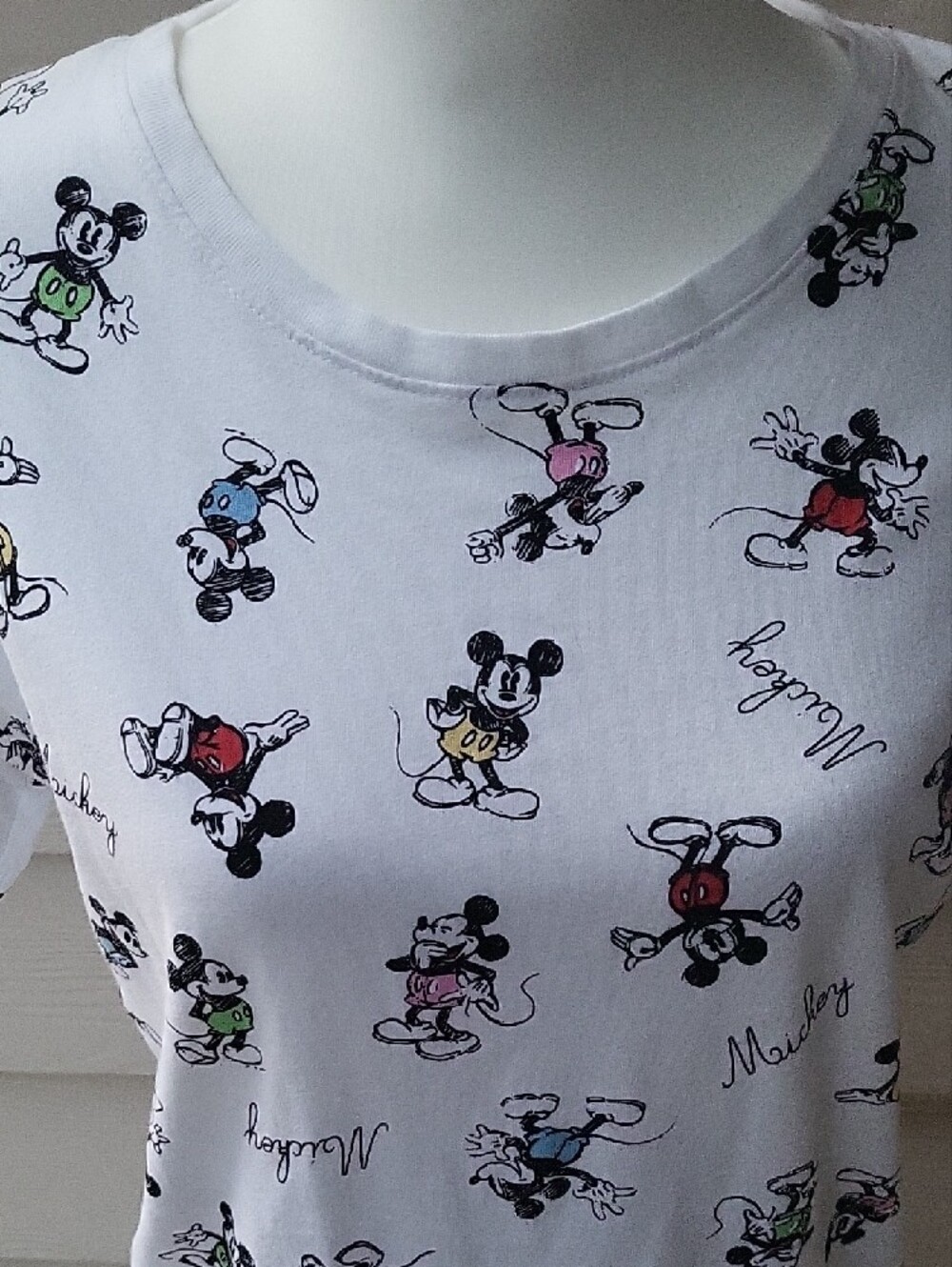 Disney White Short Sleeve Tee Multicolor Mickey Mouse Print Size Small - Picture 3 of 12